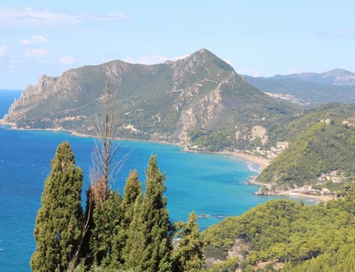 Van Sinarades naar Pelekas: bergwandelen op Corfu